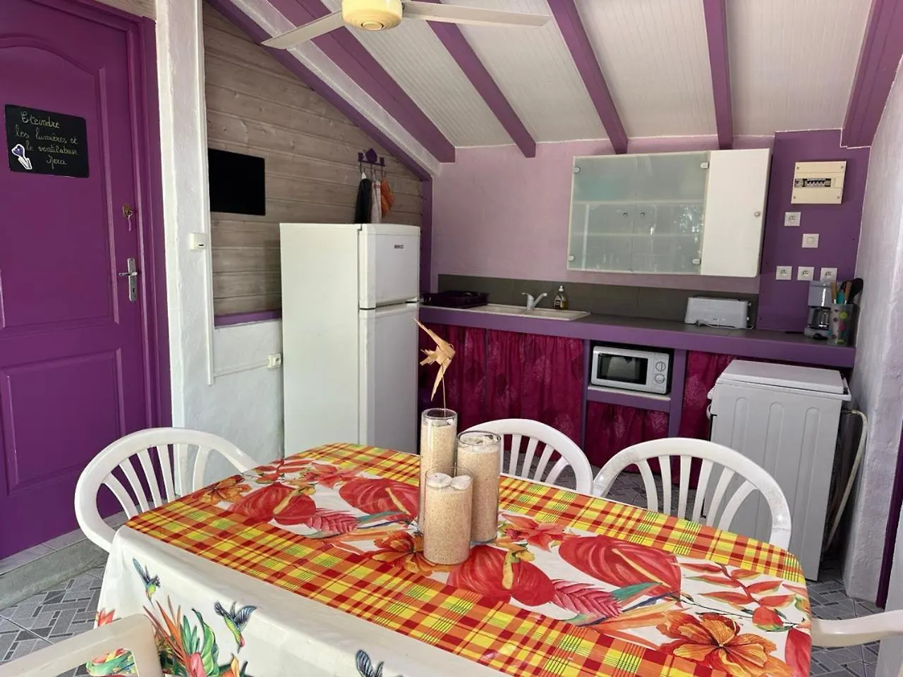 Villa Gwada Reves à Sainte-Anne  Hébergement de vacances