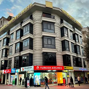 Midpoint 4*, Istambul Turquie